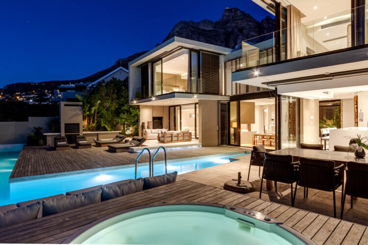 Villa Hilarity Luxus Ferienhaus Kapstadt Meerblick Mieten Jacuzzi