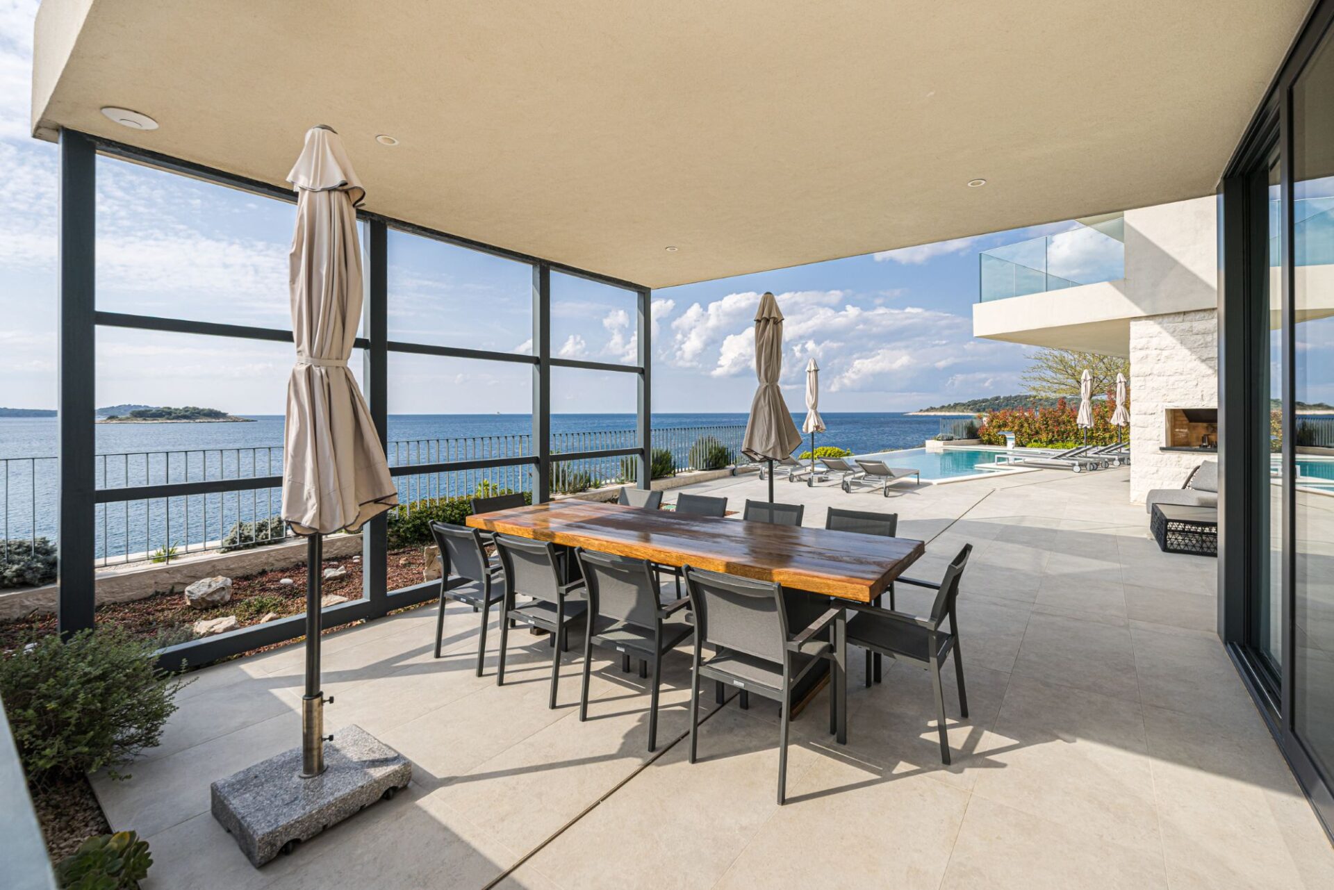 Villa Hyacinth Luxuus Ferienhaus Kroatien Mieten Esstisch