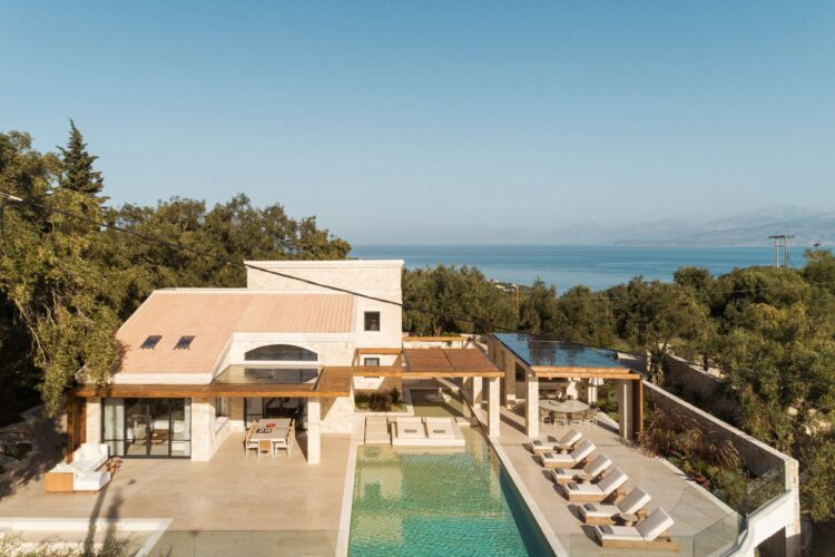 Villa Ionis Luxus Ferienhaus Korfu Mieten Außen