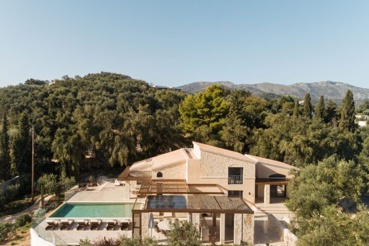 Villa Ionis Luxus Ferienhaus Korfu Mieten Lage