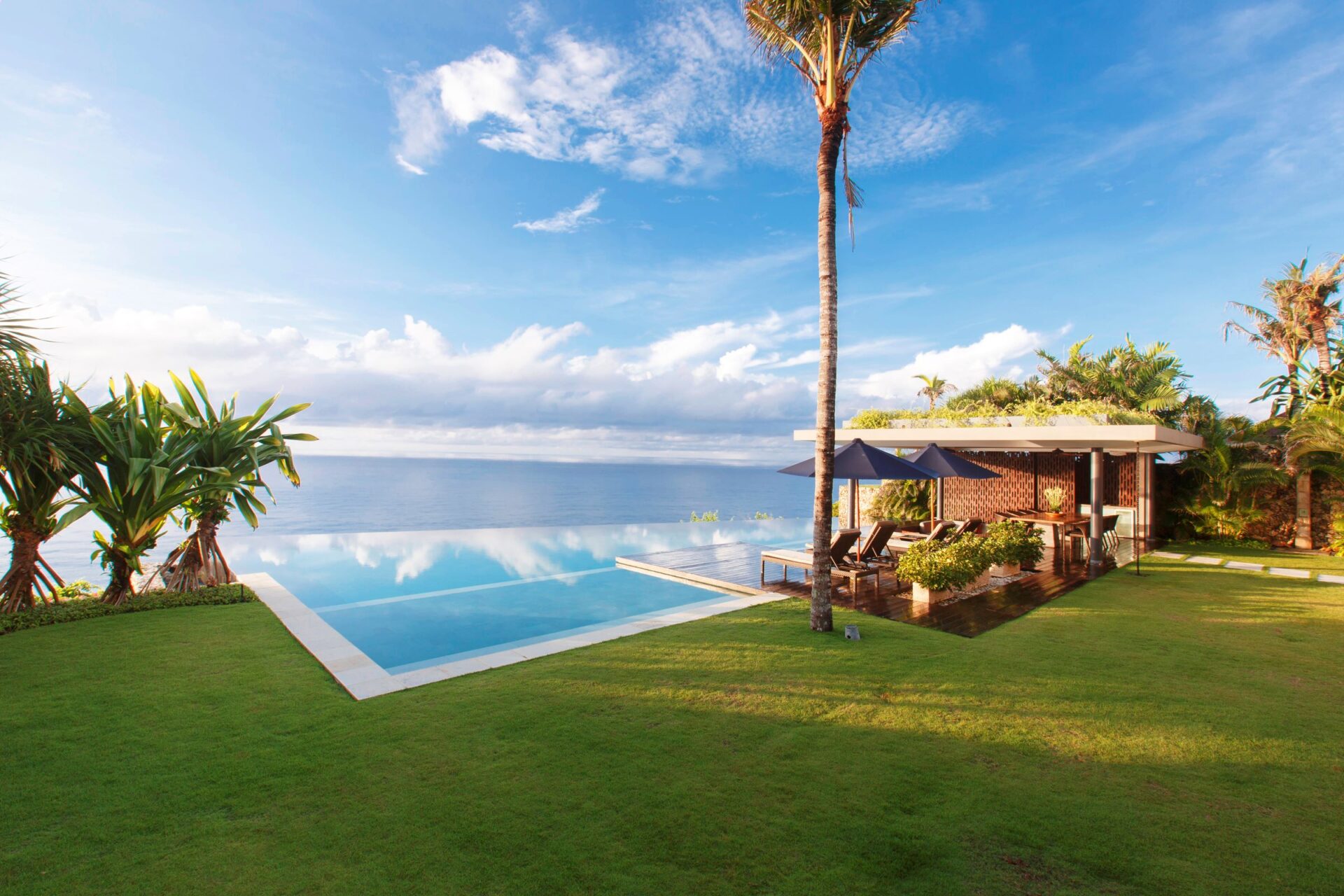 Villa Jamadara Uluwatu – Infinity Pool Und Tropischer Garten