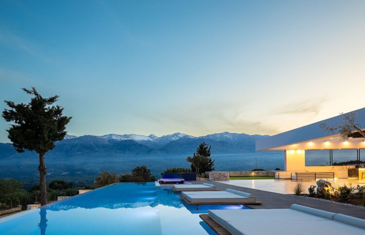Villa Kaia Luxus Ferienhaus Kreta Mit Pool Mieten Pool By Night