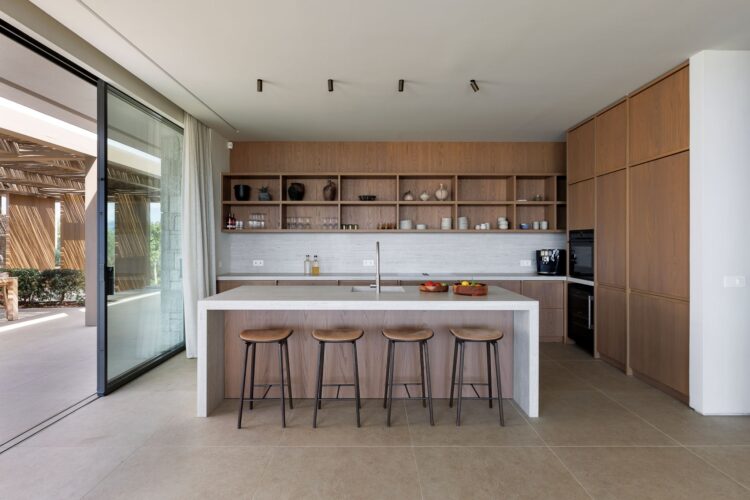 Villa Kalliste Luxus Ferienhaus Peloponnes Griechenland Mieten Küche