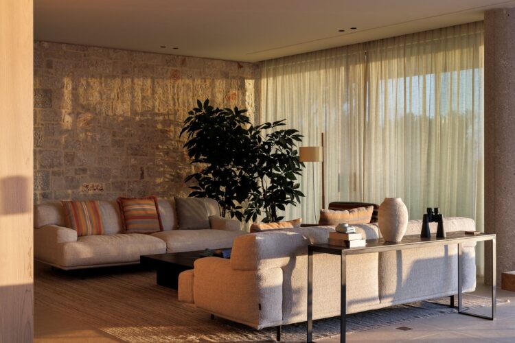 Villa Kalliste Luxus Ferienhaus Peloponnes Griechenland Mieten Wohnzimmer