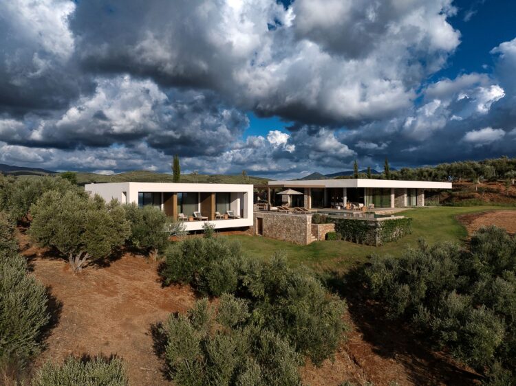 Villa Kalliste Luxus Ferienvilla Peloponnes Griechenland Mieten Außenansicht
