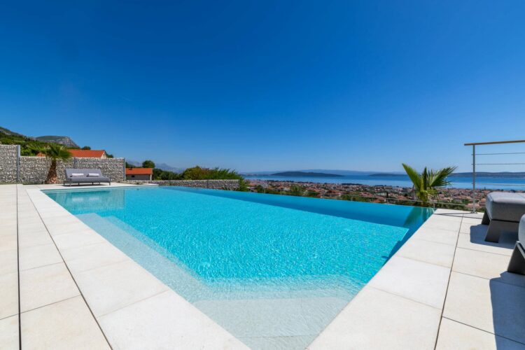 Villa Kastela Riviera Luxus Ferienhaus Kroatien Dalmatien Mieten (40)