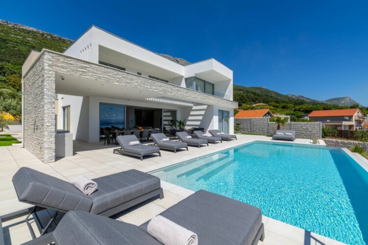 Villa Kastela Riviera Luxus Ferienhaus Kroatien Dalmatien Mieten (46)