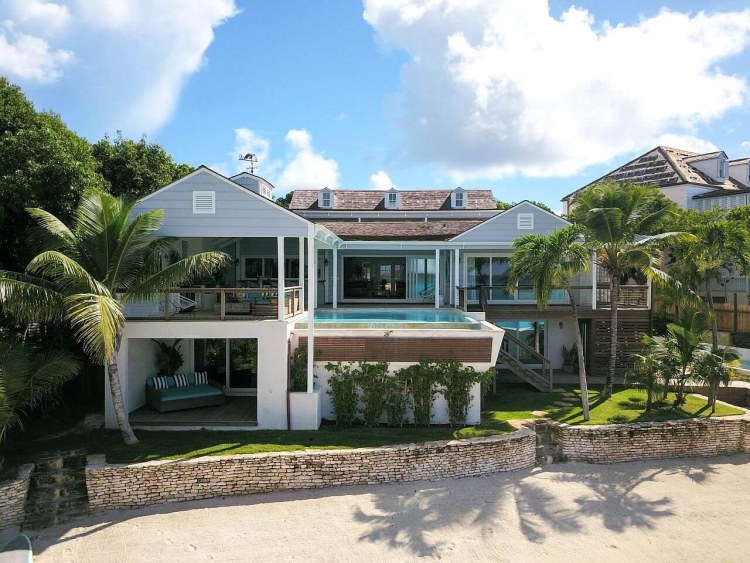 Villa Kings View Außenansicht Bahamas Insel Traumurlaub Südsee Luxus Ferienhaus