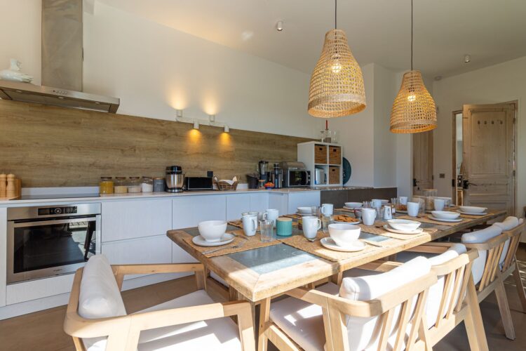 Villa La Boheme Luxus Ferienhaus Cote D Azur Mieten Esstisch
