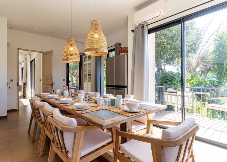 Villa La Boheme Luxus Ferienhaus Cote D Azur Mieten Tisch