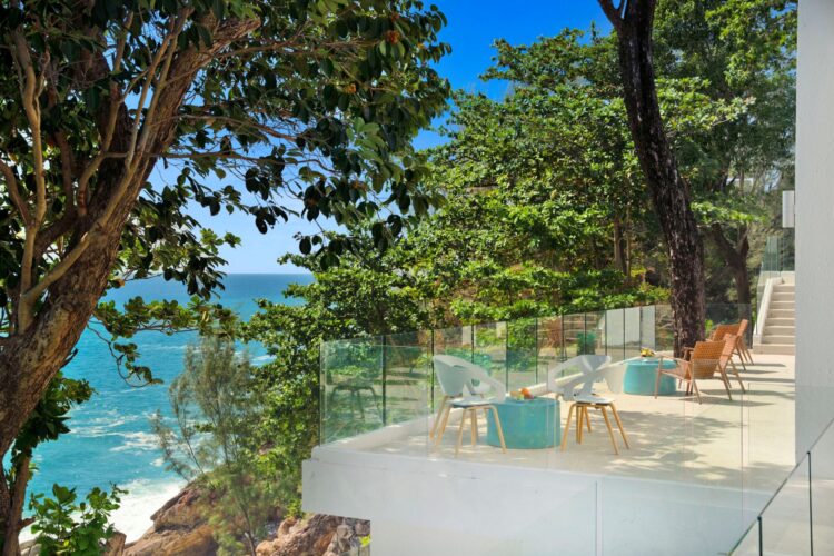 Villa La Prana Luxus Ferienhaus Phuket Thailand Am Meer Mieten Terrasse