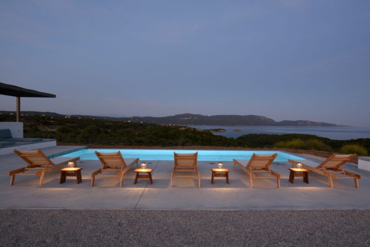 Villa Lambes Beach Luxus Ferienhaus Peloponnes Mieten Abendstimmung
