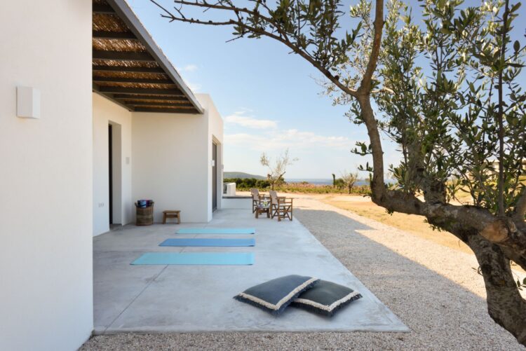 Villa Lambes Beach Luxus Ferienhaus Peloponnes Mieten Yoga