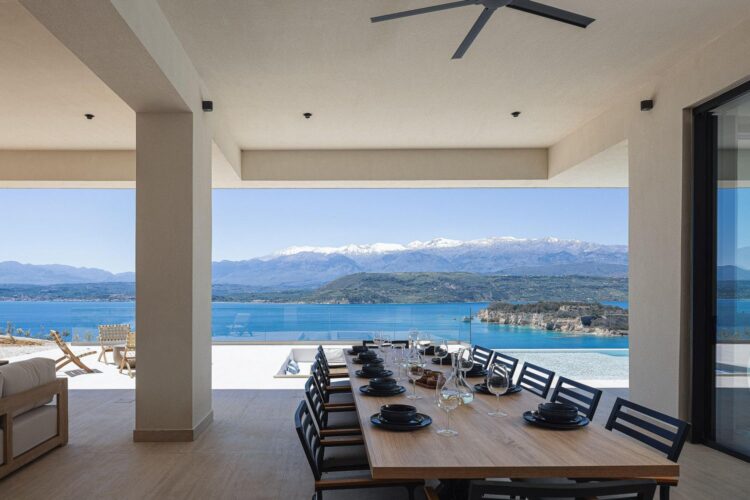 Villa Layla Luxus Ferienhaus Kreta Mit Pool Mieten Esstisch