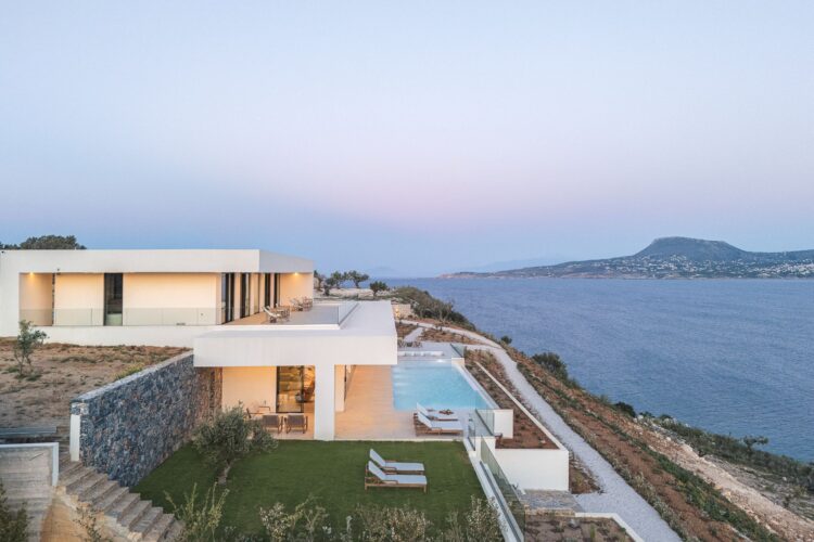 Villa Layla Luxus Ferienhaus Kreta Mit Pool Mieten Seitenansicht