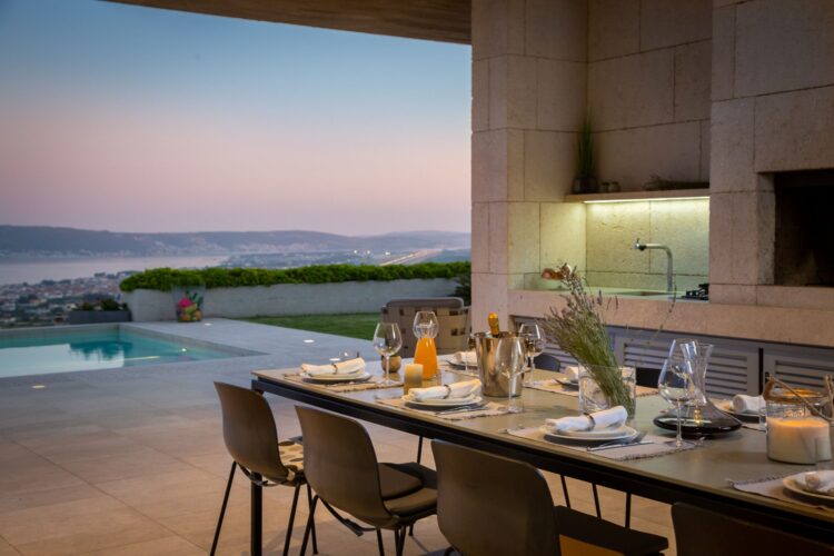 Villa Liliana Luxus Ferienhaus Dalmatien Kroatien Mieten Dinner