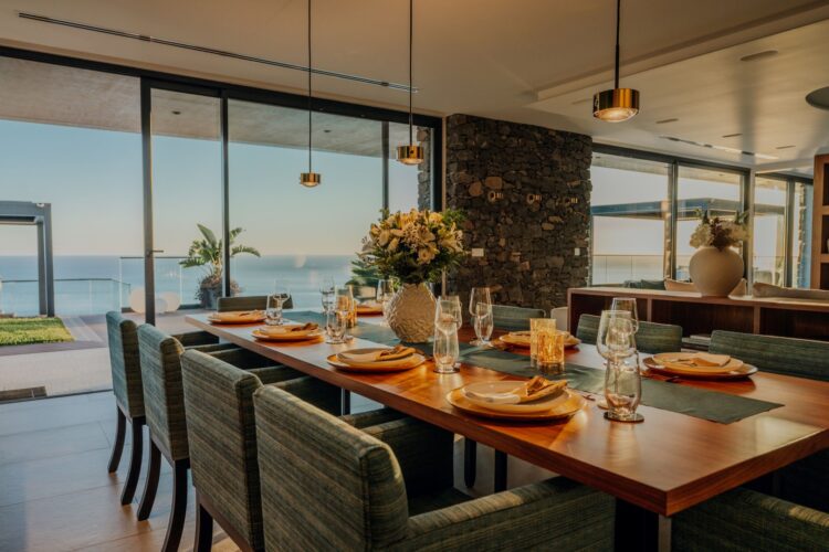 Villa Madeira Luxus Ferienhaus Madeira Portugal Mieten Esstisch