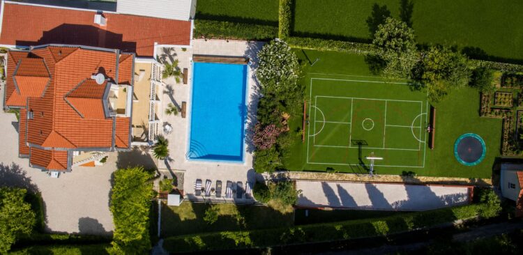 Villa Maestral Luxus Ferienhaus Dalmatien Kroatien Mieten Multisportanlage