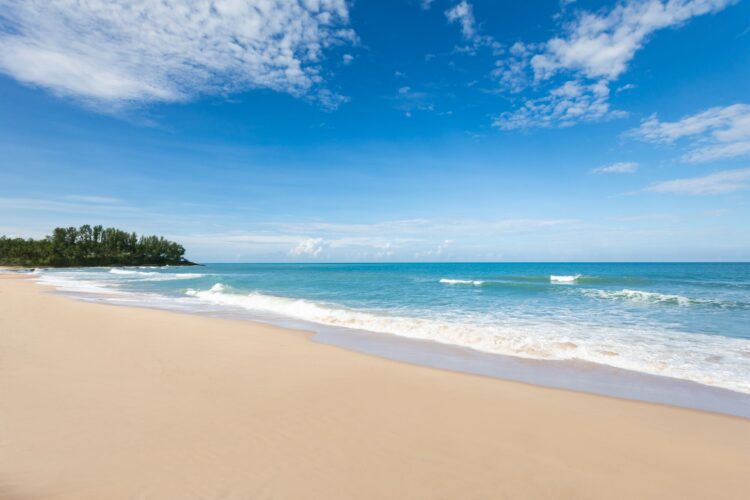 Villa Malee Sai Luxus Ferienhaus Phuket Am Strand Mieten Beach
