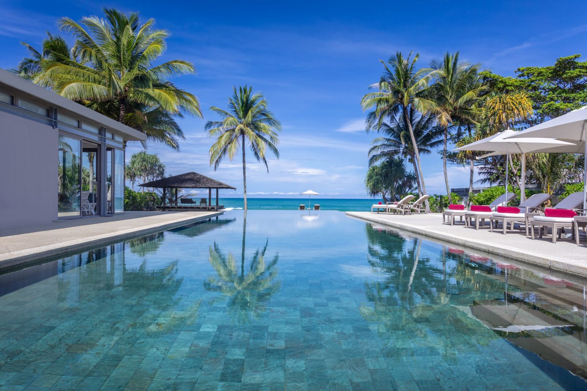 Villa Malee Sai Luxus Ferienhaus Phuket Am Strand Mieten Infinitypool