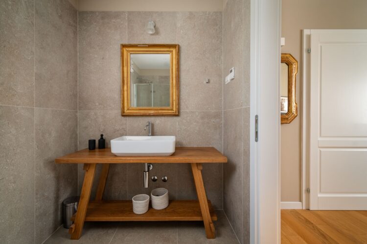 Villa Mali Vabriga Luxus Ferienvilla Istrien Kroatien Mieten Bad Ensuite