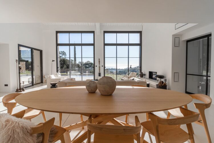Villa Manon Luxus Ferienhaus Cote D Azur Mieten Esstisch