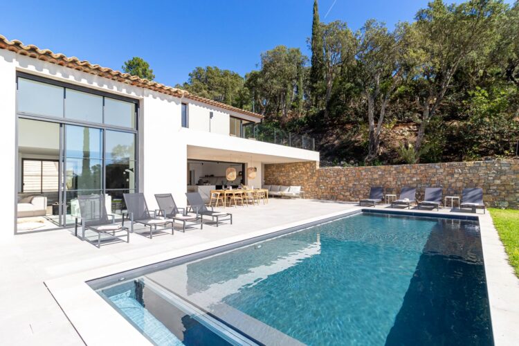 Villa Manon Luxus Ferienhaus Cote D Azur Mieten Poolterrasse