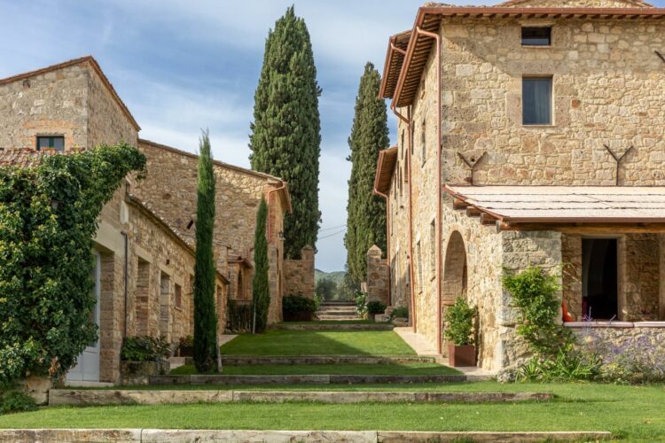 Villa Maria Luisa Luxus Ferienhaus In Der Provence Mieten Detail Fassade