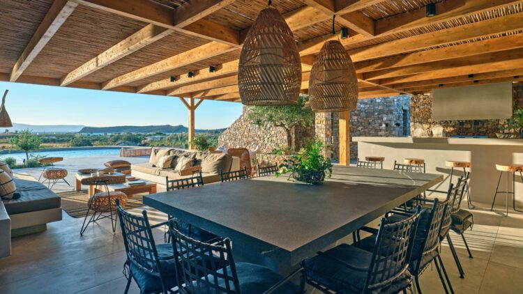 Villa Molos Beach Luxuriöses Ferienhaus Paros Mit Pool Alfresco Essbereich