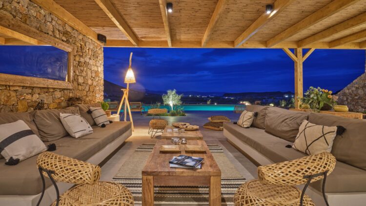 Villa Molos Beach Luxus Ferienvilla Paros Mit Pool Lounge