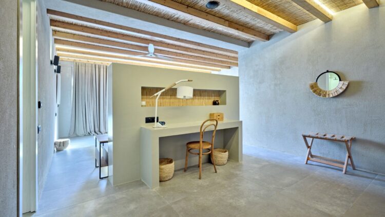 Villa Molos Beach Exklusives Ferienhaus Paros Mit Pool Arbeitsbereich