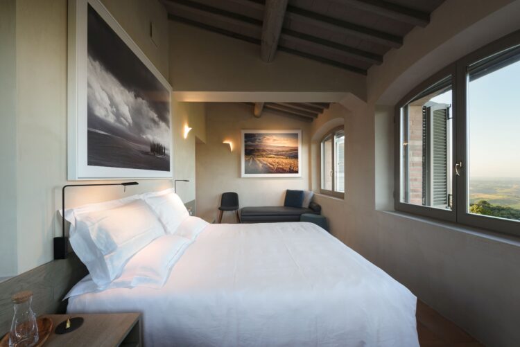 Villa Montalcino Luxus Ferienhaus Toskana Mieten Bett
