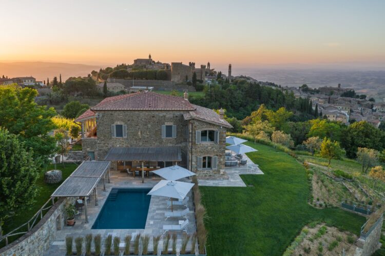 Villa Montalcino Luxus Ferienhaus Toskana Mieten Drohne