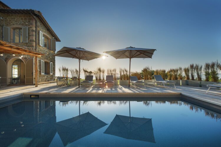 Villa Montalcino Luxus Ferienhaus Toskana Mieten Pooldetails