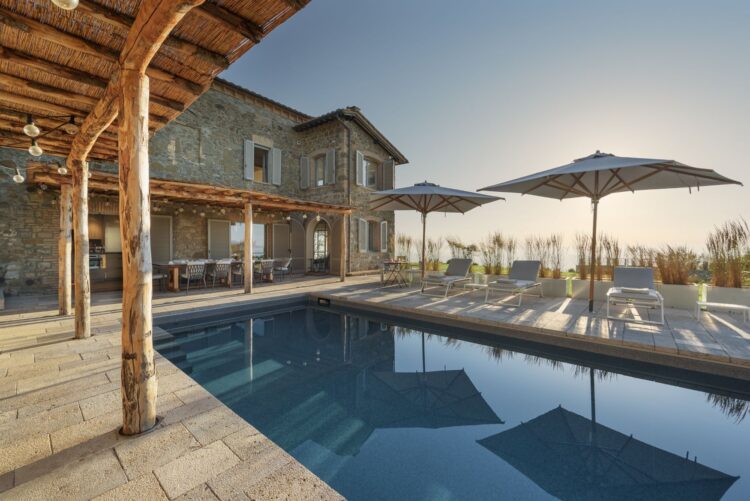 Villa Montalcino Luxus Ferienhaus Toskana Mieten Poolterrasse