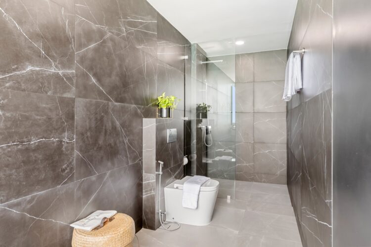 Villa Moonstar Luxuriöses Ferienhaus Koh Samui Mieten Dusche