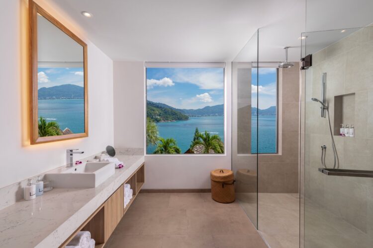 Villa Narissa Luxus Ferienhaus Phuket Mit Pool Mieten Dusche