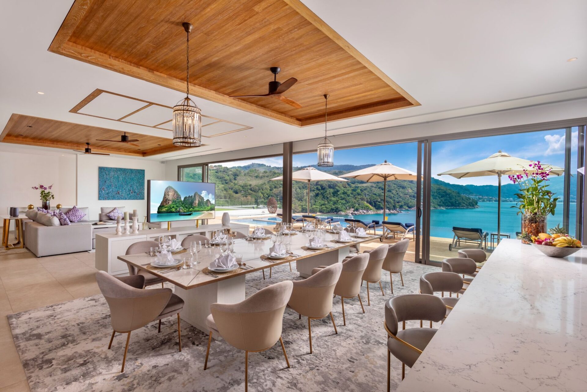 Villa Narissa Luxus Ferienhaus Phuket Mit Pool Mieten Essbereich