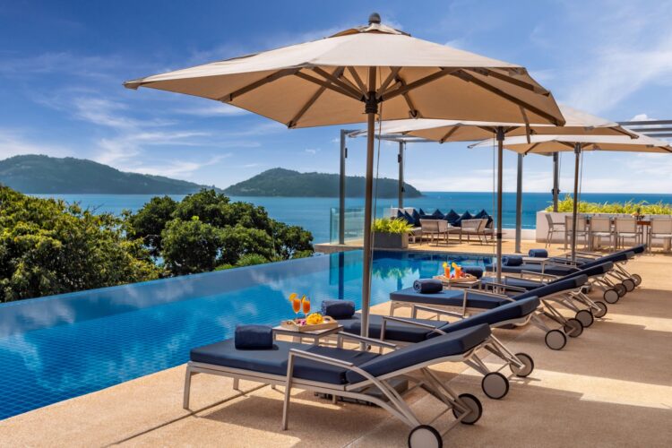 Villa Narissa Luxus Ferienhaus Phuket Mit Pool Mieten Liegen