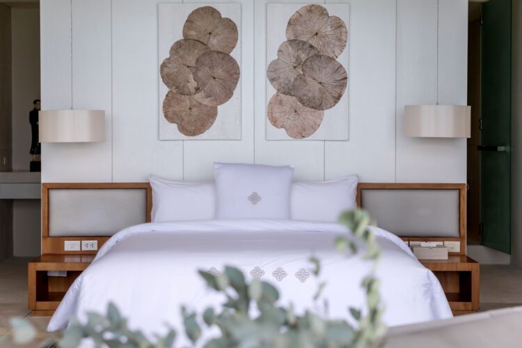 Villa Natha Luxus Ferienhaus Phuket Mit Pool Mieten Bett