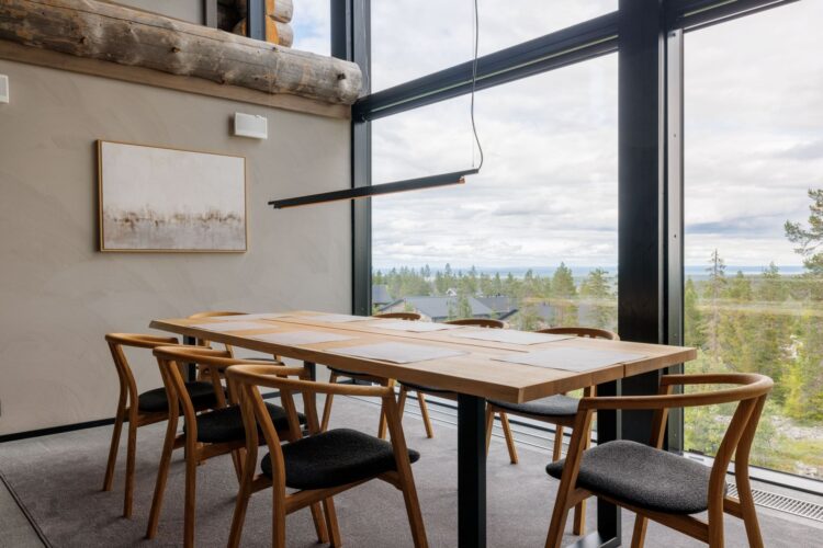 Villa Nita Luxus Ferienhaus Lappland Mieten Esstisch