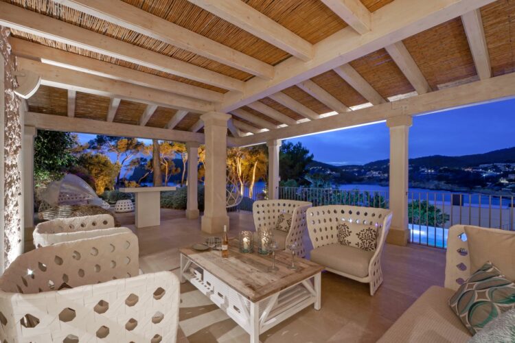 Villa Oasis Del Mar Luxus Ferienhaus Mallorca Abendstimmung Auf Der Terrasse