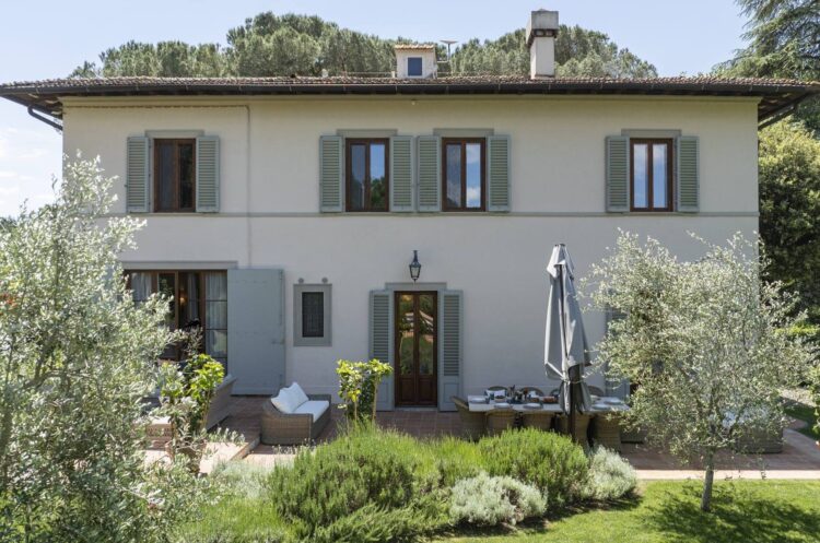 Villa Olive Grove Luxus Ferienhaus Toskana Mieten Außenansicht