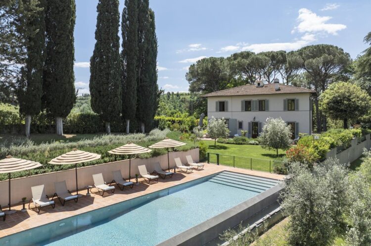 Villa Olive Grove Luxus Ferienhaus Toskana Mieten Pool