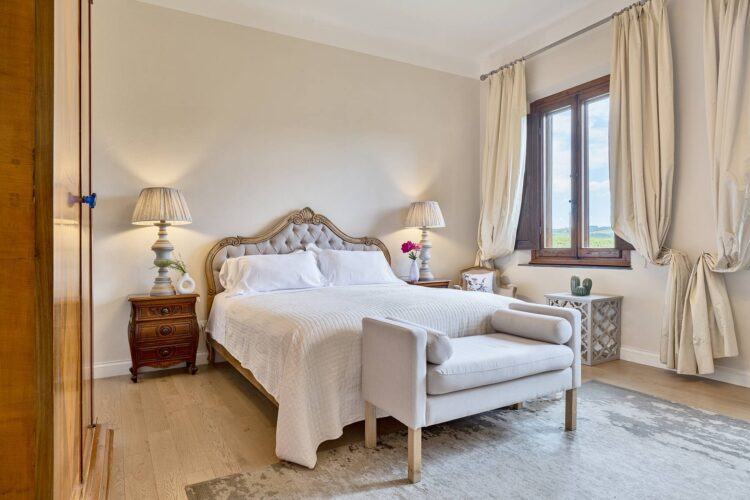Villa Olive Grove Luxus Ferienvilla Toskana Mieten Doppelbett