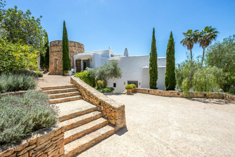 Villa Palmas Traumhaftes Ferienhaus Auf Ibiza Mieten Außenansicht