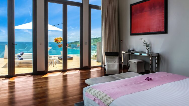 Villa Paradiso Luxus Ferienhaus Phuket Mieten Bett