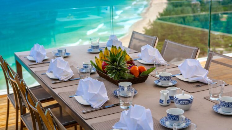 Villa Paradiso Luxus Ferienhaus Phuket Mieten Esstisch