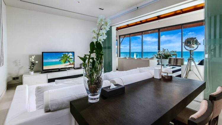 Villa Paradiso Luxus Ferienhaus Phuket Mieten Tv Room