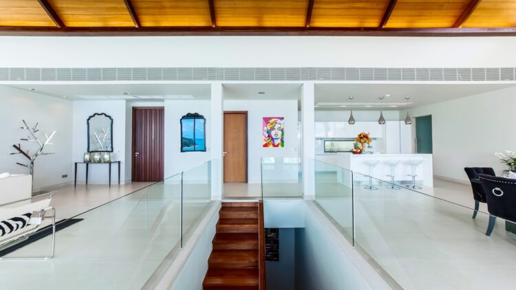 Villa Paradiso Luxus Ferienhaus Phuket Mieten Treppen